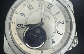 シャネル　J12