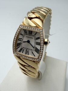 カルティエ　ラドーニャ